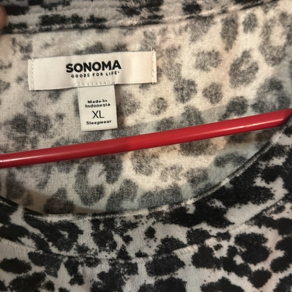 Animal print sleepwear. - Picture 3 of 5